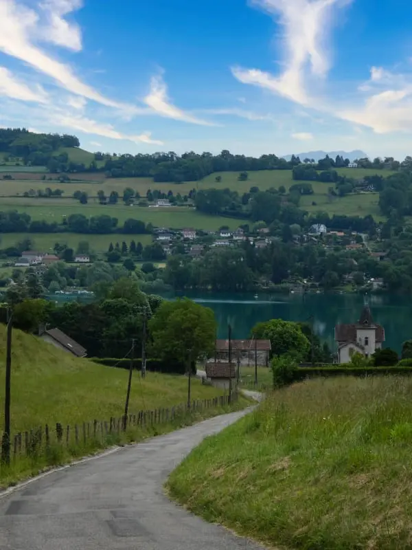Résidence La Bergerie, Gîte De Charme Au Calme, Lac De Paladru