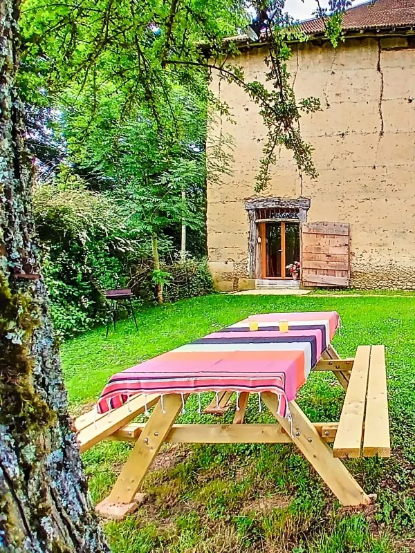 Résidence La Bergerie, Gîte De Charme Au Calme, Lac De Paladru