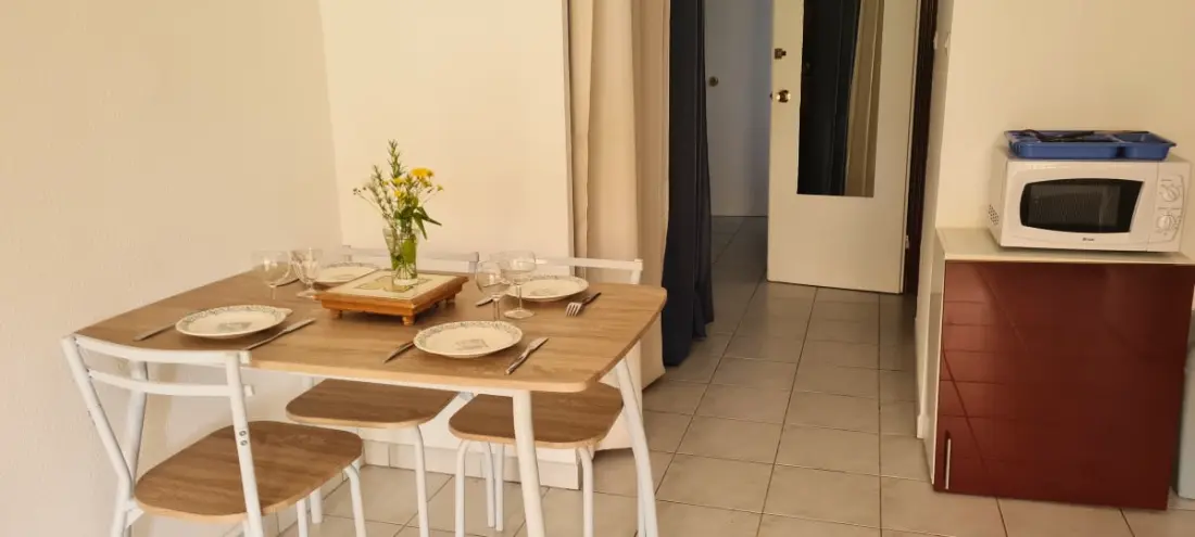 Appartement Avec Terrasse &amp; Piscine