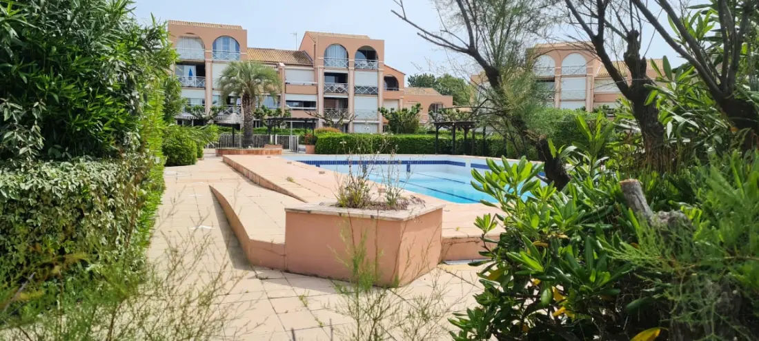 Appartement Avec Terrasse &amp; Piscine