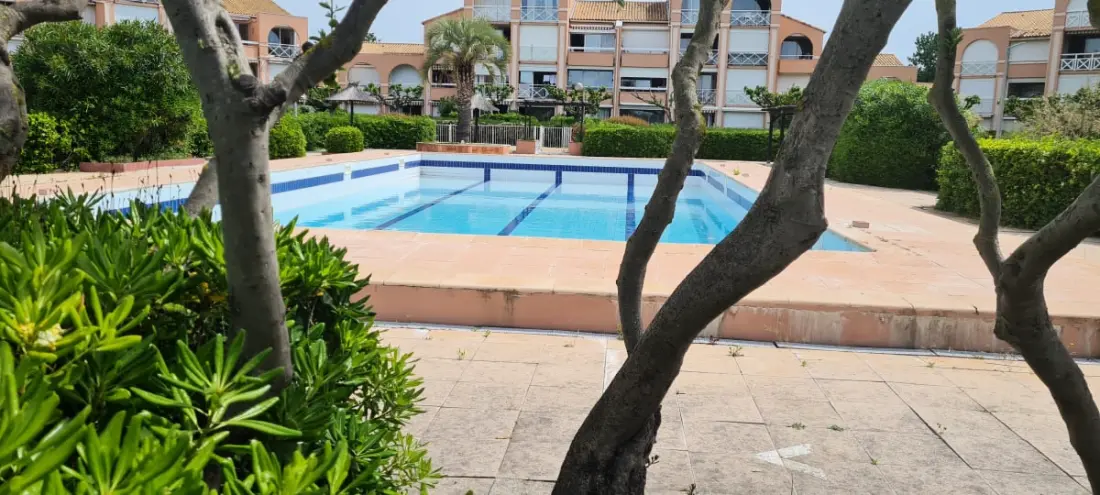 Appartement Avec Terrasse &amp; Piscine