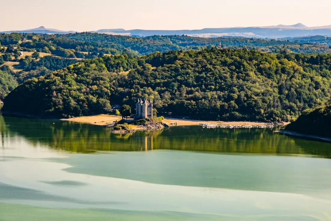 Camping Les Sapins de Correze 3 étoiles★★★