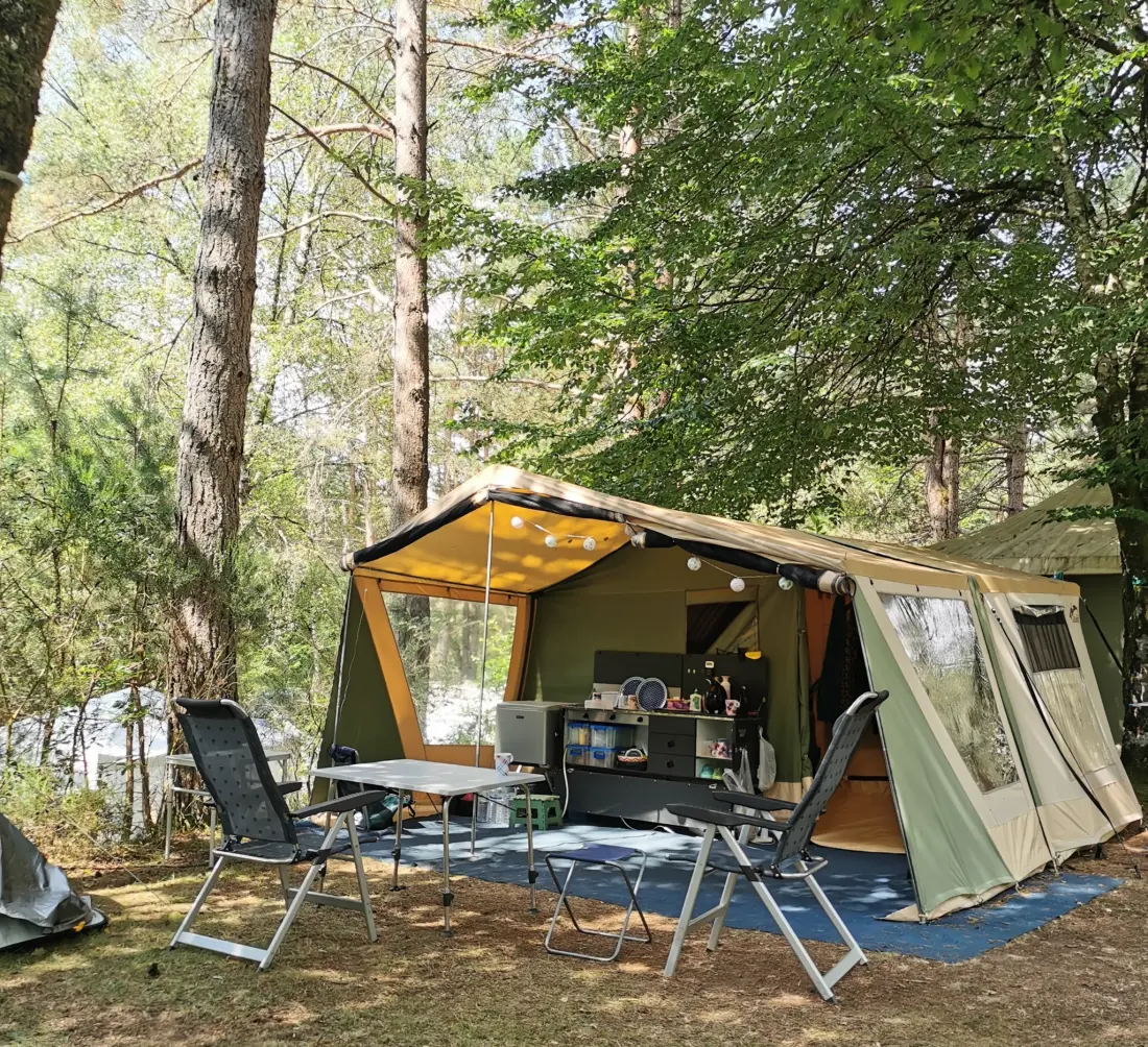 Camping Les Sapins de Correze 3 étoiles★★★