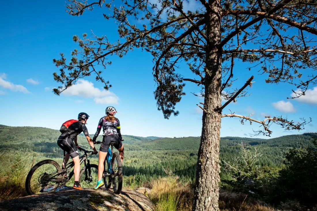 Camping Les Sapins de Correze 3 étoiles★★★