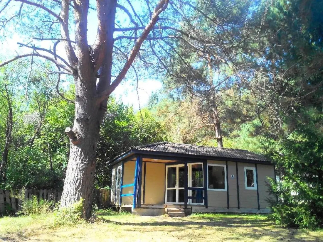 Camping Les Sapins de Correze 3 étoiles★★★