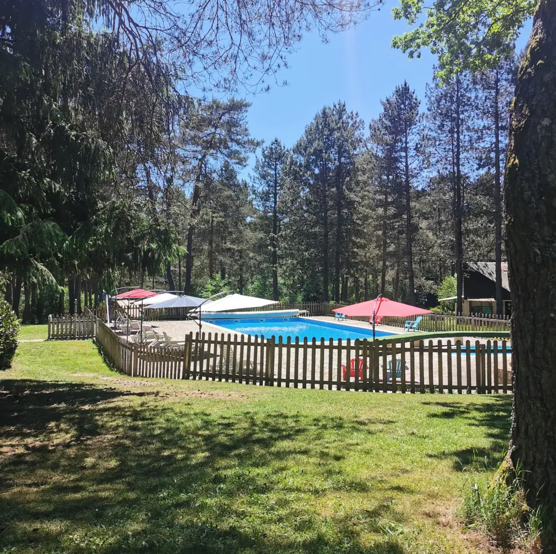 Camping Les Sapins de Correze 3 étoiles★★★