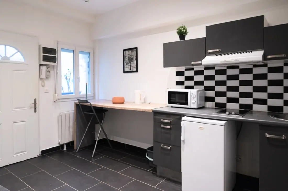 Studio Cosy Et Calme à Paris