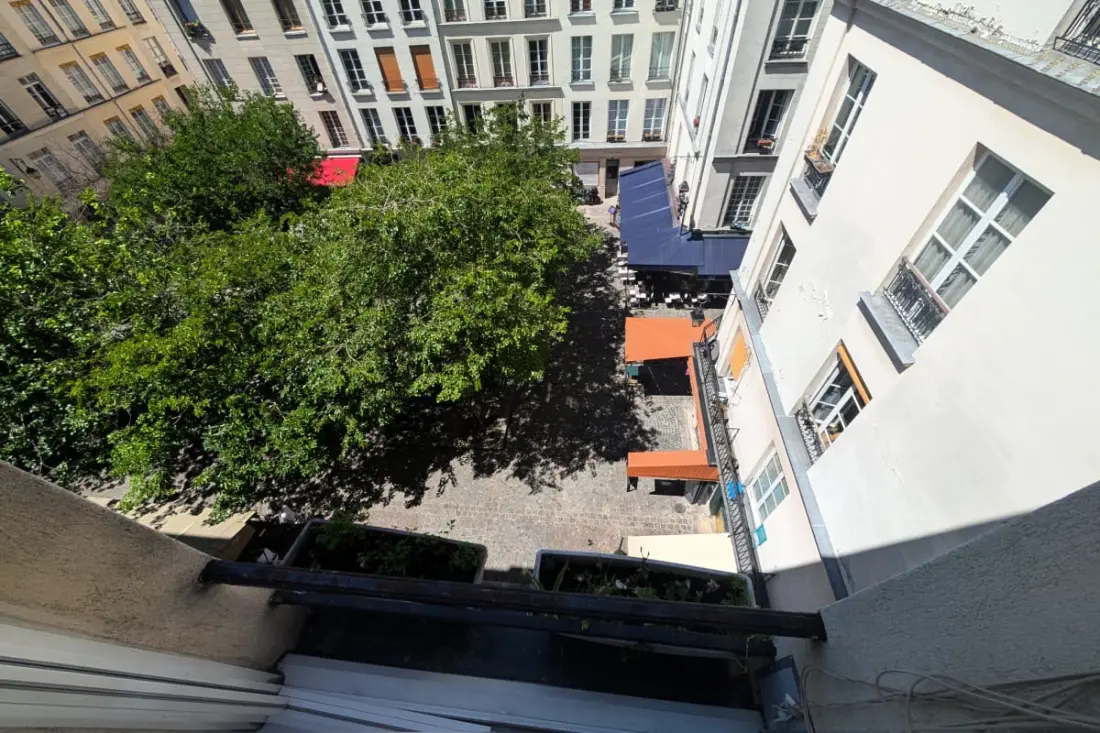 Studio Proche De La Place Des Vosges, Paris