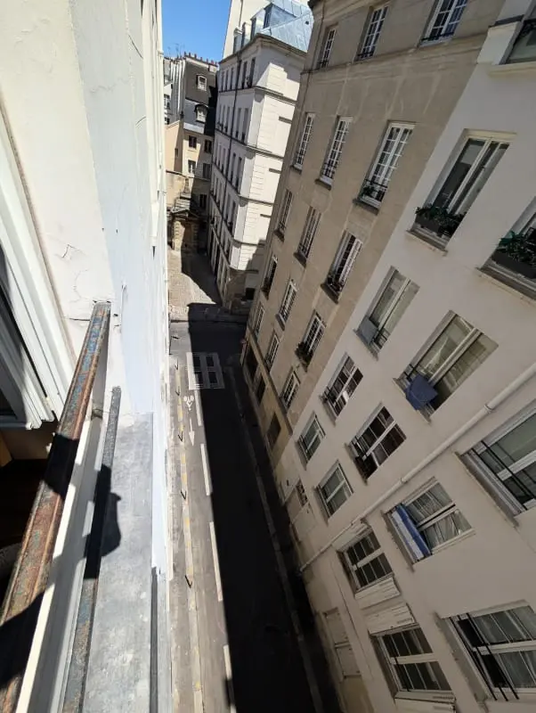 Studio Proche De La Place Des Vosges, Paris