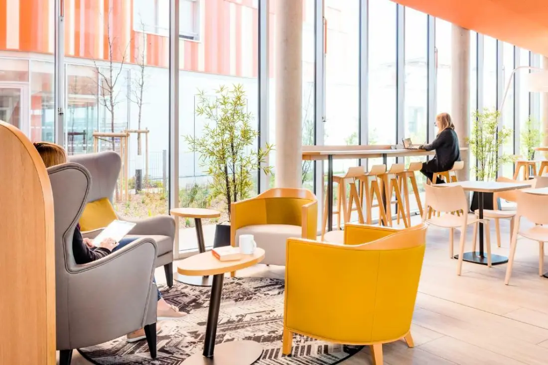 Aparthotel Adagio access Paris Massy Gare TGV