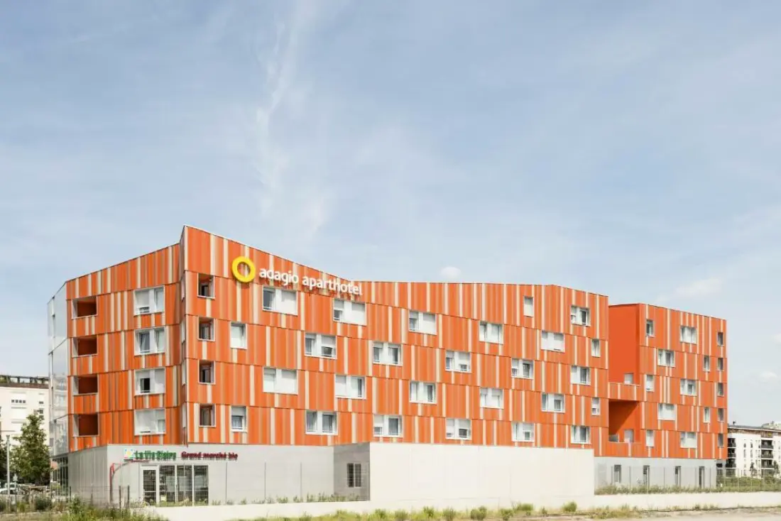 Aparthotel Adagio access Paris Massy Gare TGV