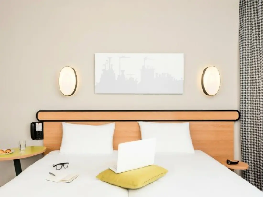 Aparthotel Adagio access Paris Massy Gare TGV