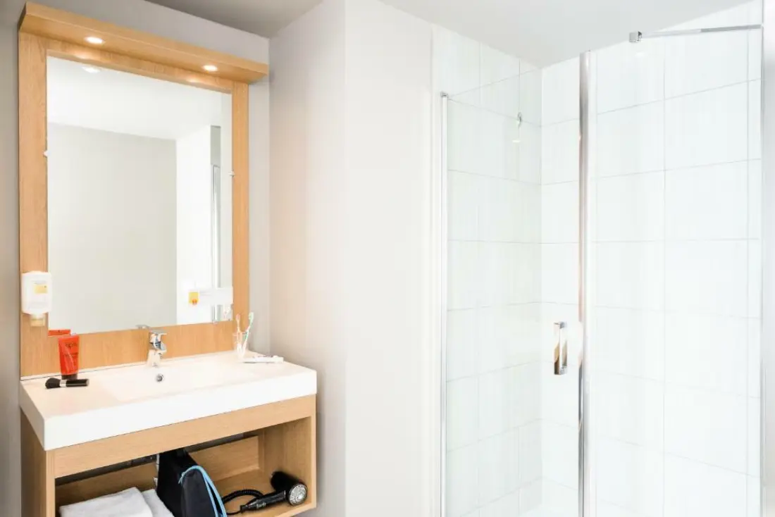 Aparthotel Adagio access Paris Massy Gare TGV