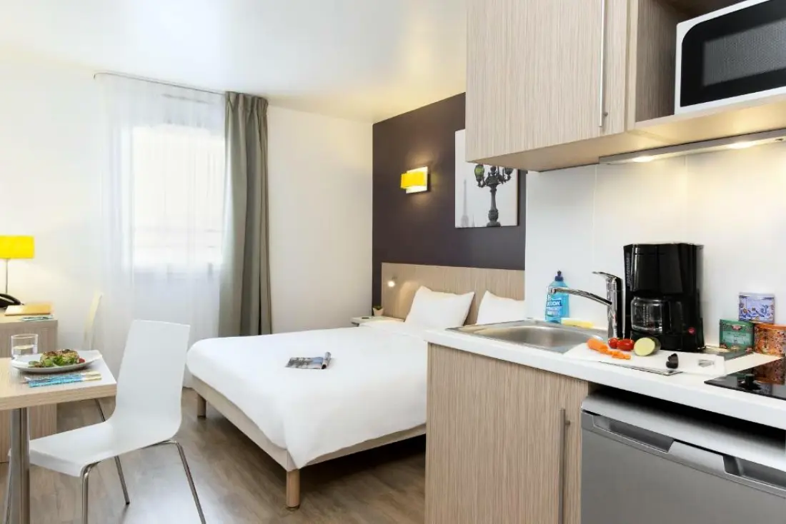 Aparthotel Adagio access Paris Massy Gare TGV