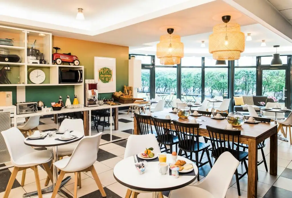 Aparthotel Adagio access Vanves Porte de Châtillon3 étoiles★★★