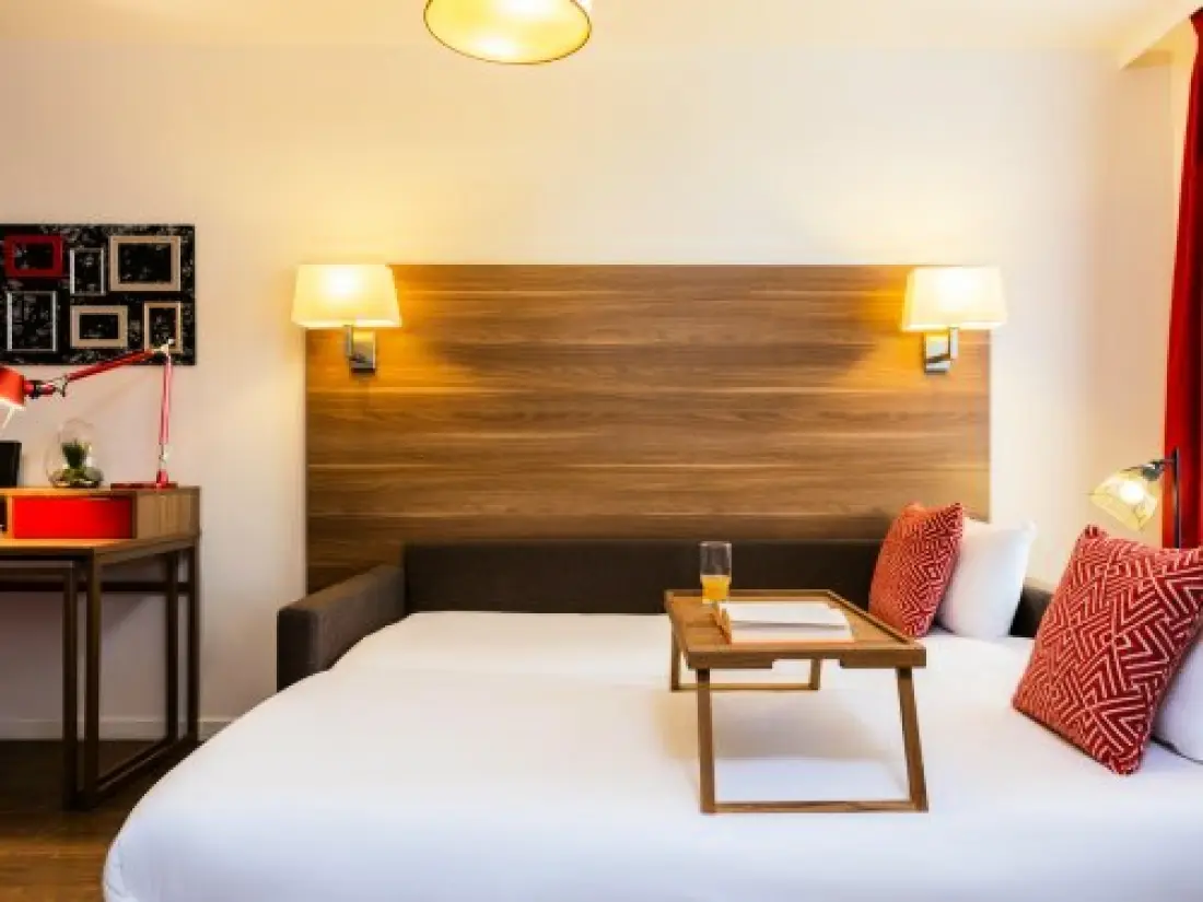 Aparthotel Adagio La Défense Courbevoie4 étoiles★★★★