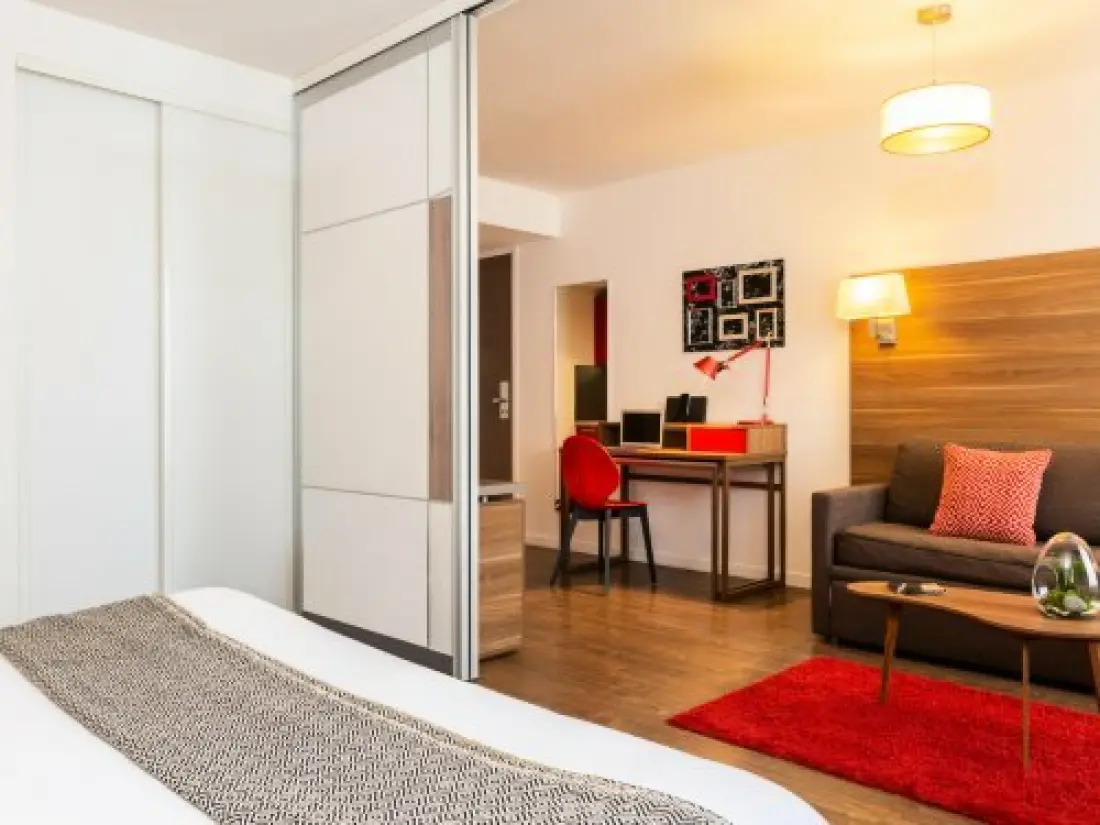 Aparthotel Adagio La Défense Courbevoie4 étoiles★★★★