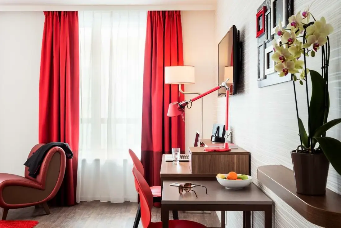 Aparthotel Adagio La Défense Courbevoie4 étoiles★★★★