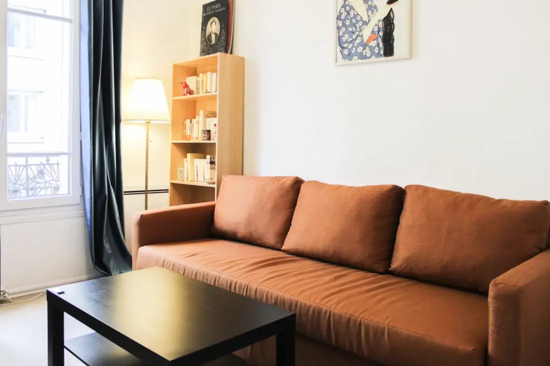 Appartement Au Cœur De Paris, Calme Et Pratique