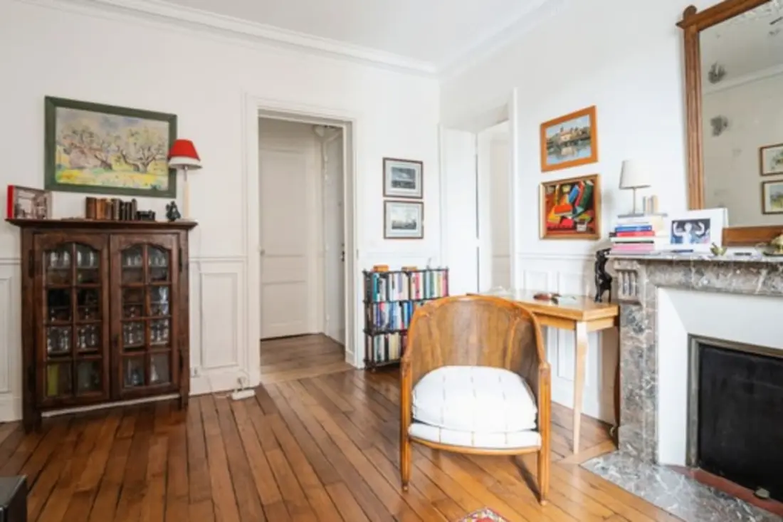 Appartement Lumineux Avec Balcon Au Cœur De Paris
