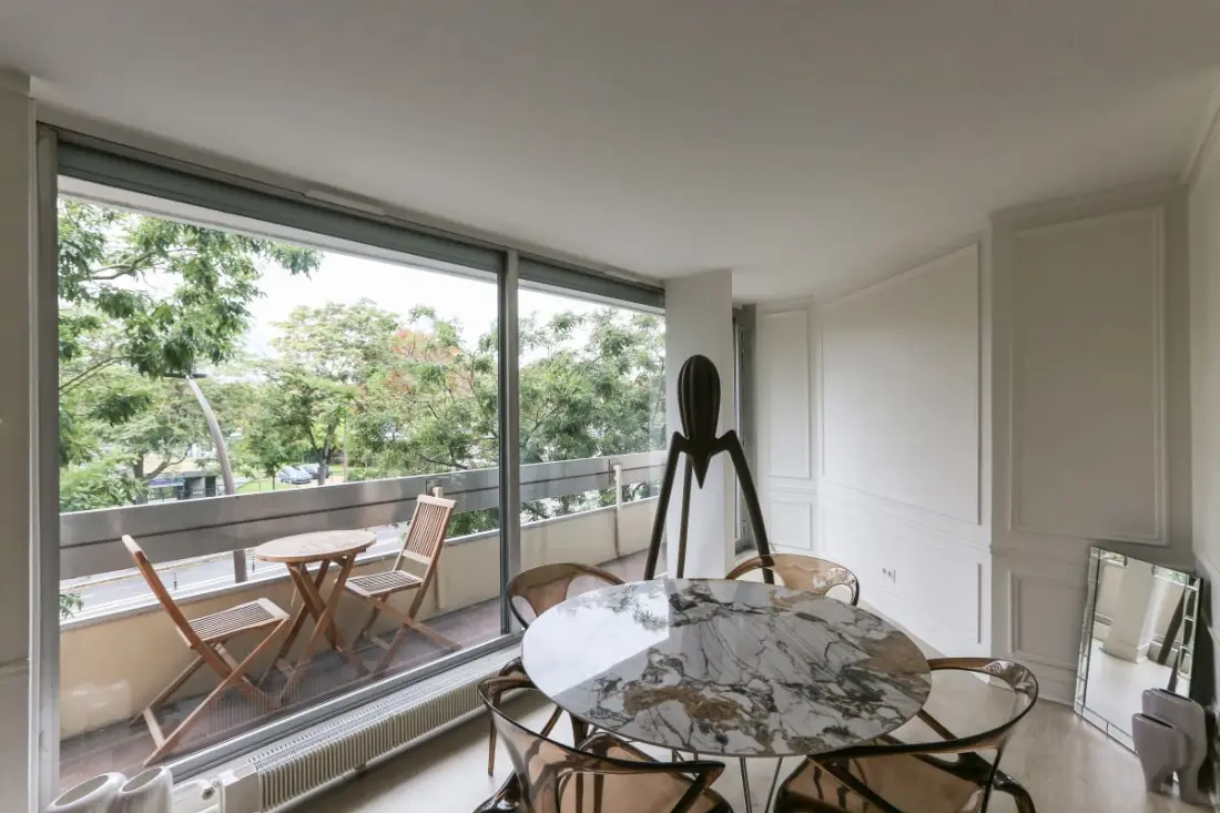 Appartement Lumineux à Paris Avec Balcon Filant
