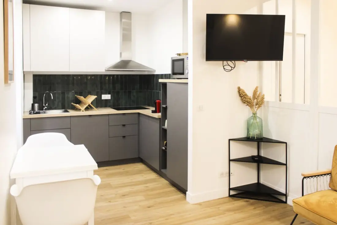 Charmant Appartement Au Cœur Du 18e