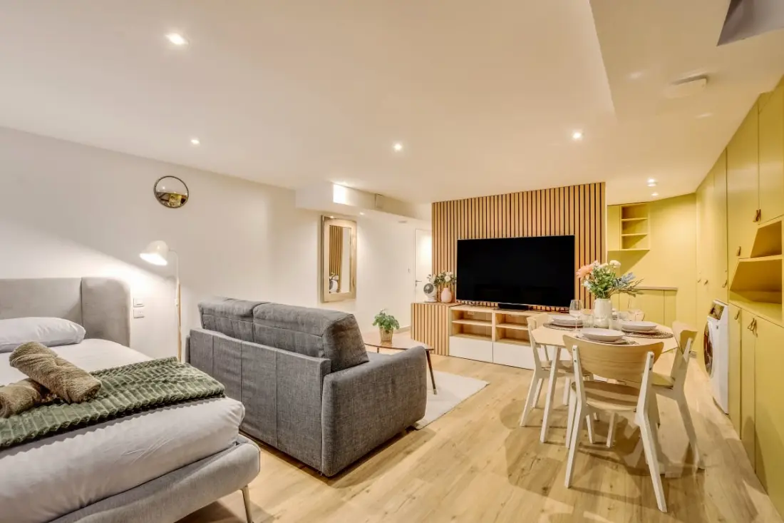Grand Studio En Sous Sol - Gare Montparnasse