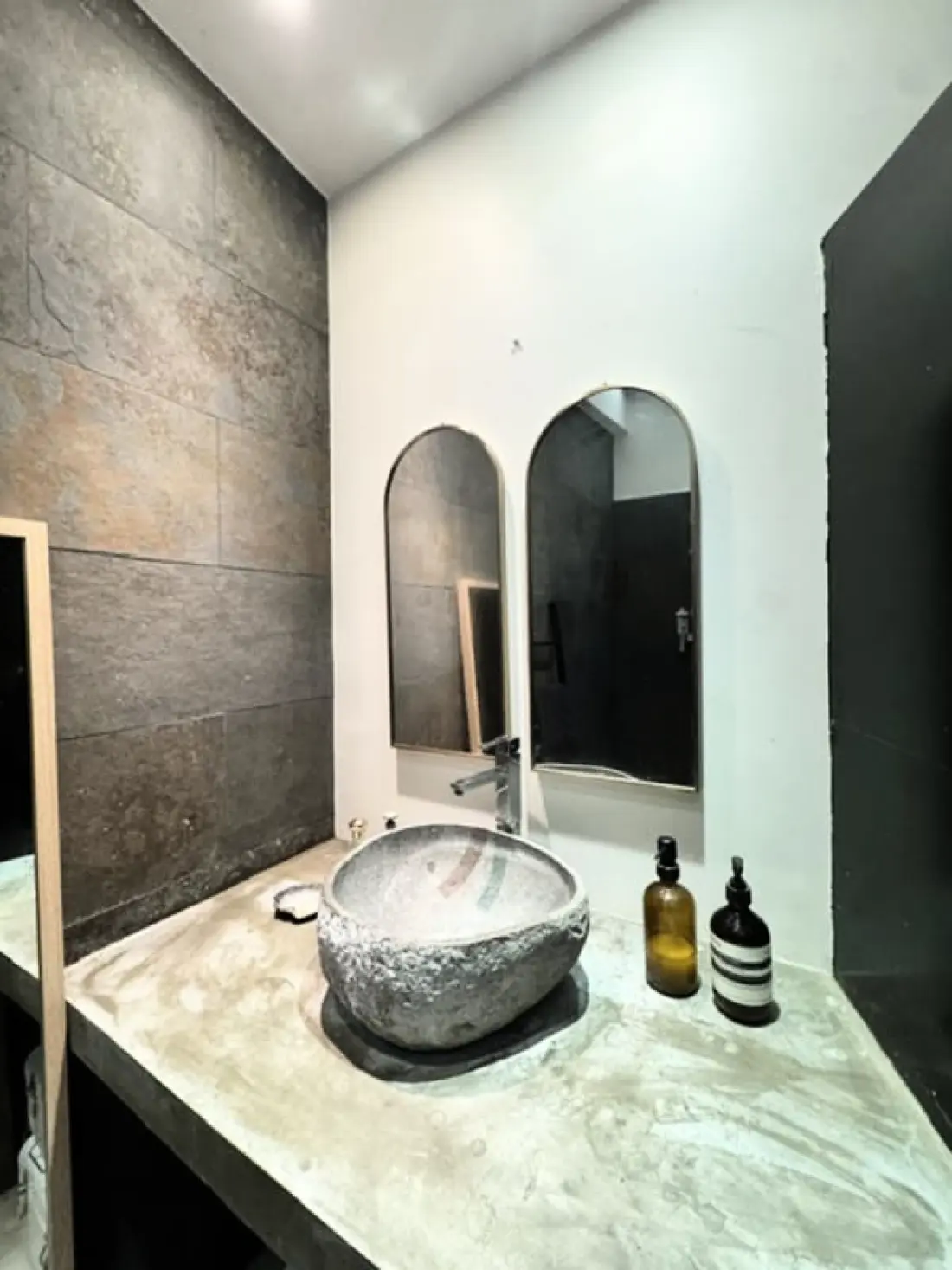 Maison Loft De 100 M² Avec Jardin à Paris