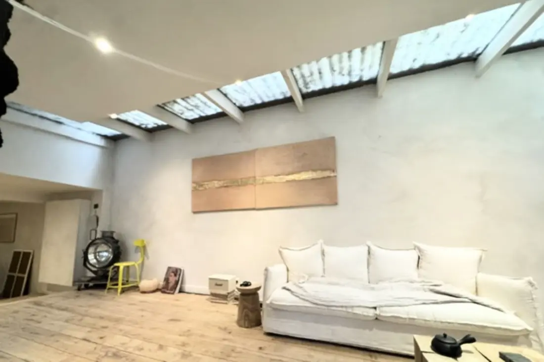 Maison Loft De 100 M² Avec Jardin à Paris