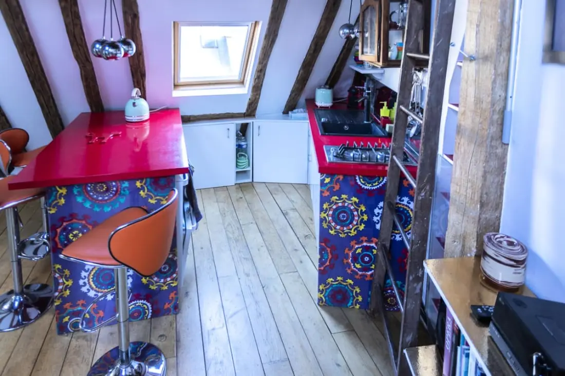 Appartement De Charme Sous Les Toits De Paris