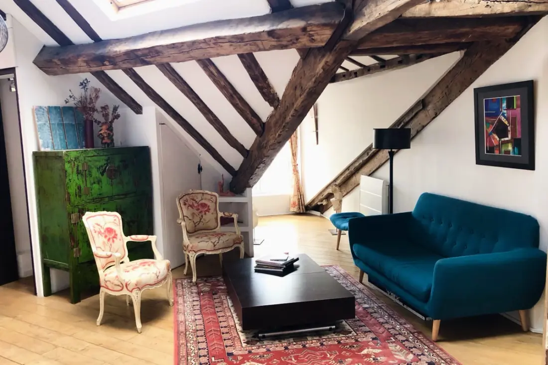 Appartement De Charme Sous Les Toits De Paris