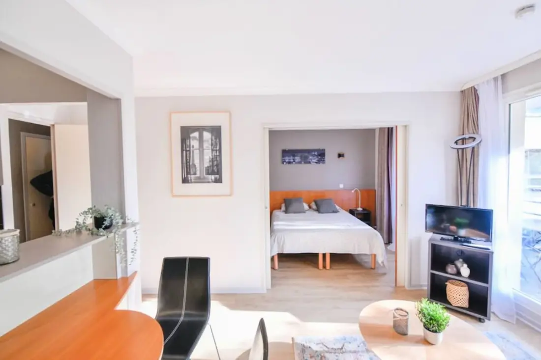 Appt Cosy Avec Balcon - Buttes Chaumont