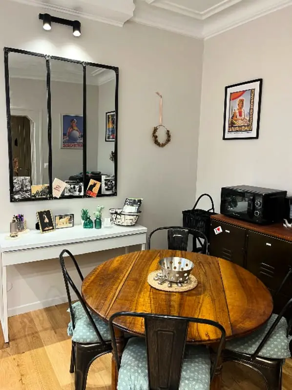 Charmant T2 Batignolles Avec Cour Privée