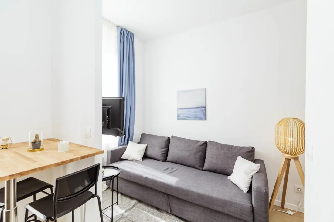 Joli 23 M² Lumineux Et Rénové   Côté Cour