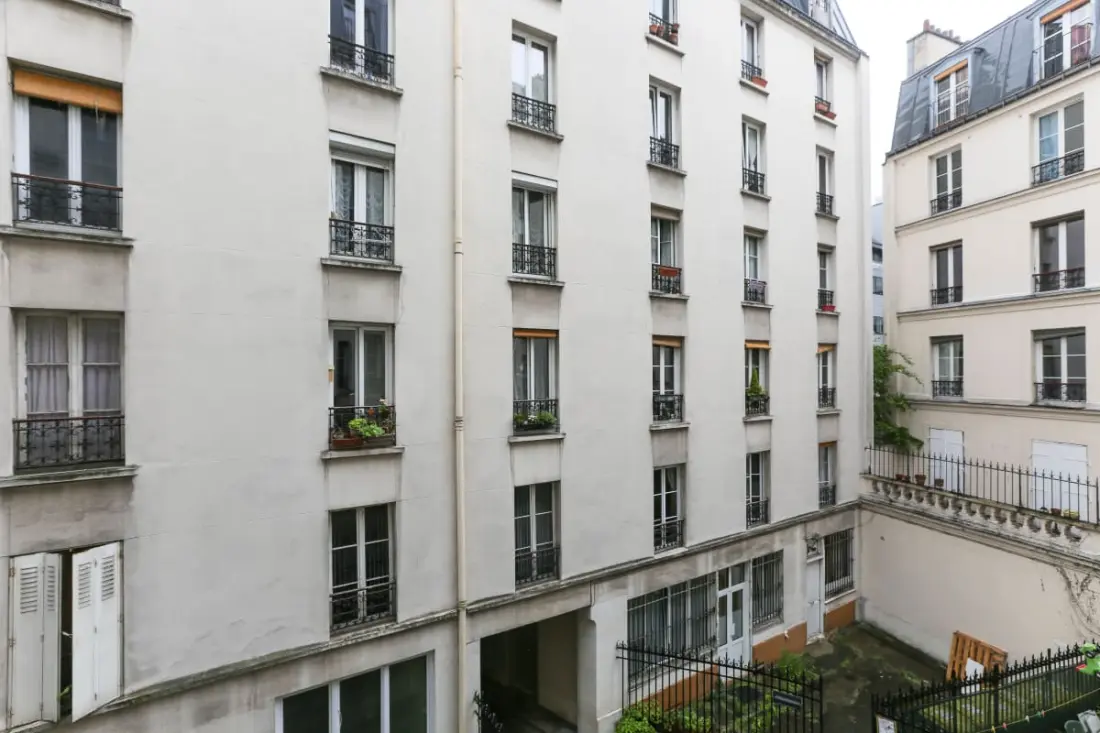 Spacieux Appartement Proche De La Villette