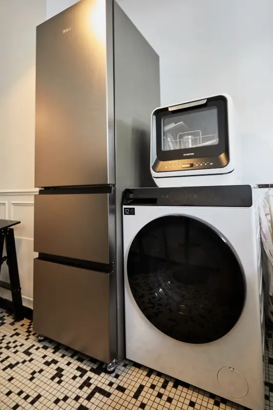 Studio Avec écran Cinéma Près Bois De Vincennes