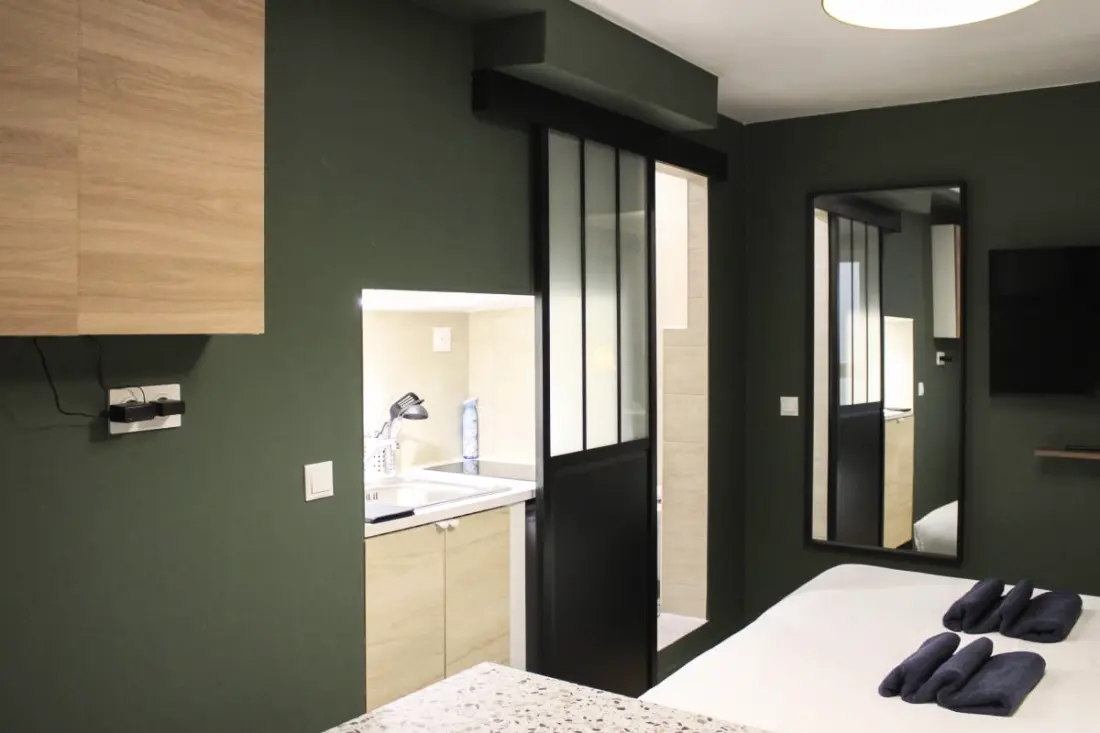 Cocon Optimisé Au Cœur De Paris (16m²)
