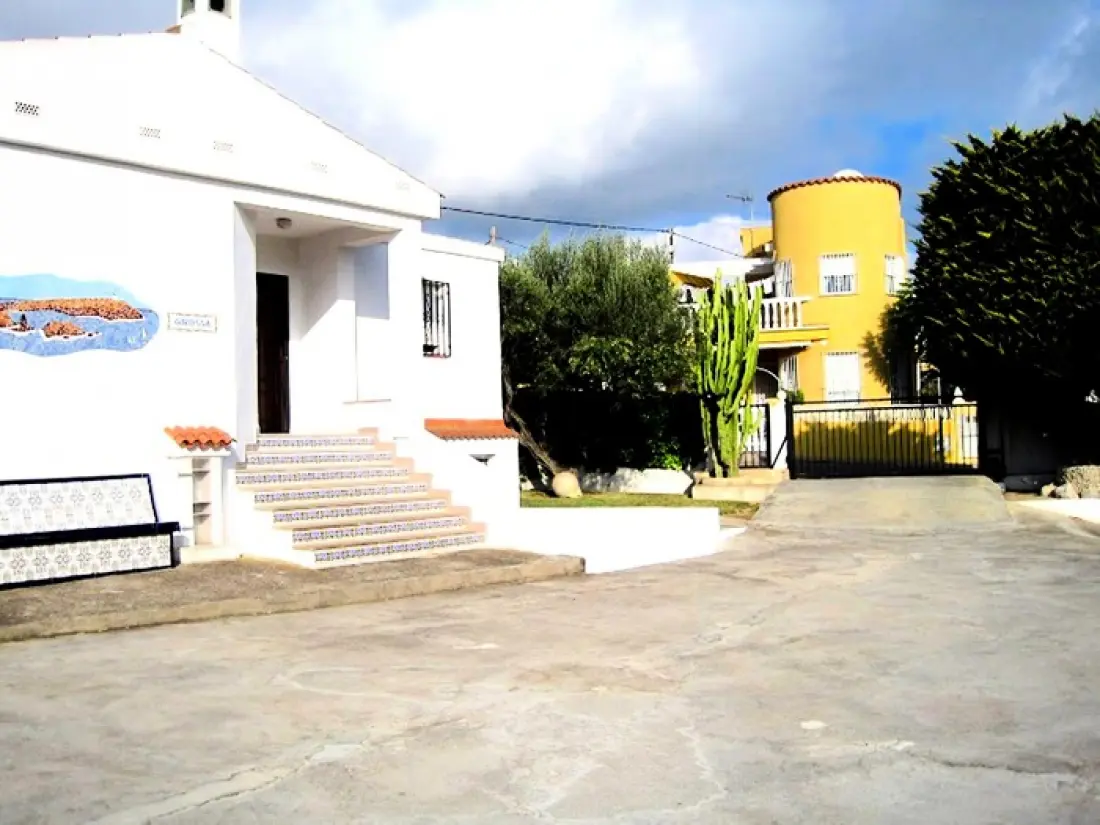 Chalets Independientes Les Illes