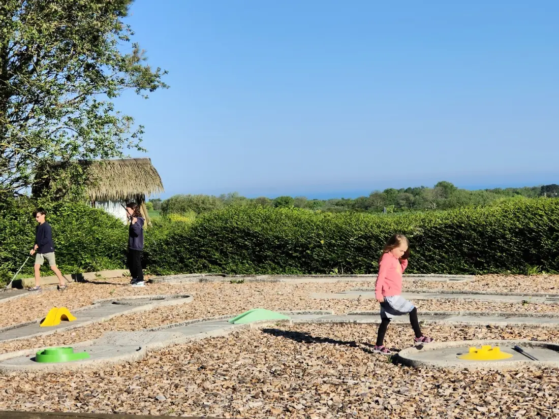 Camping Les Hauts de Port Blanc 3 étoiles★★★