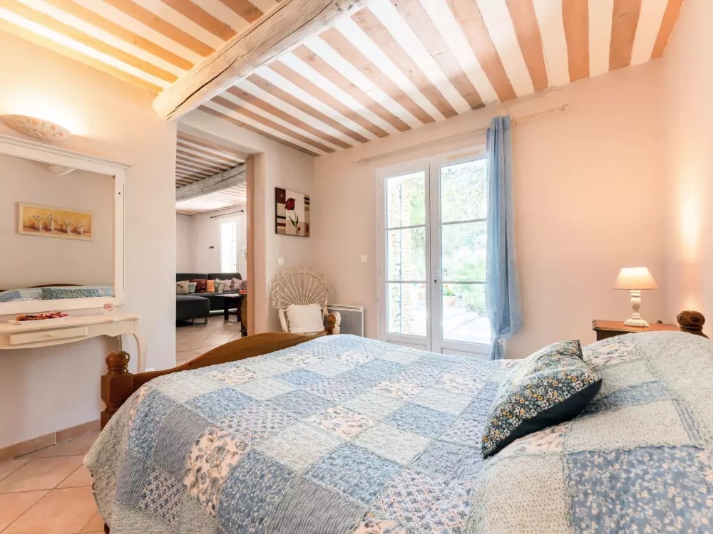 Maison de Vacances Pernes les Fontaines