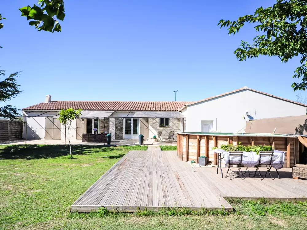 Maison de Vacances Pernes les Fontaines