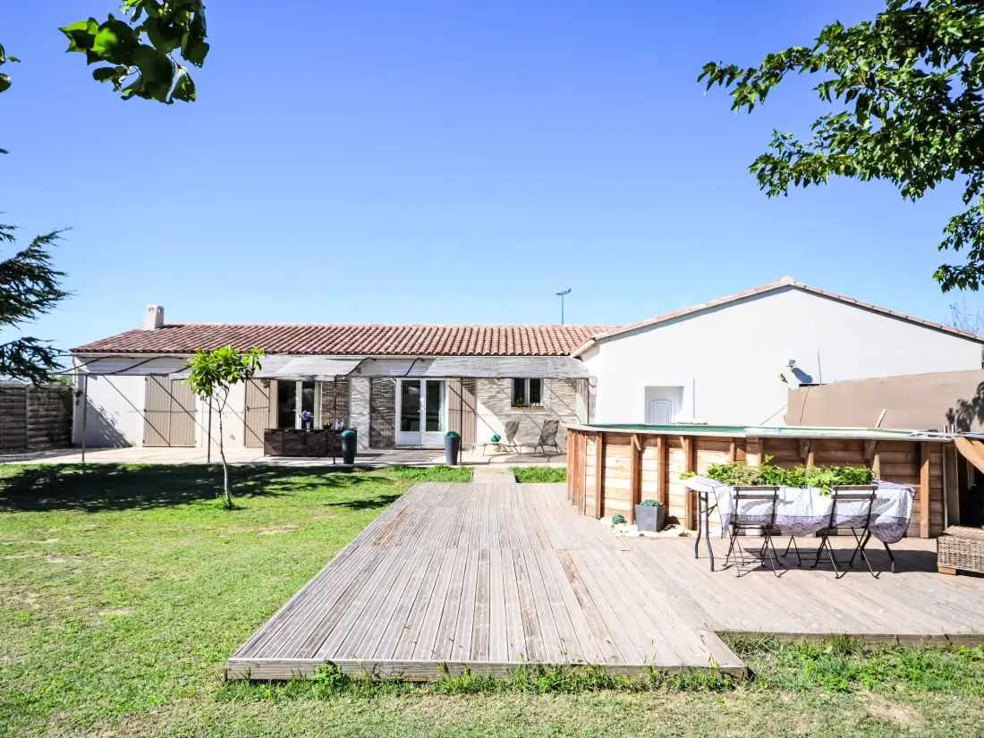 Maison de Vacances Pernes les Fontaines