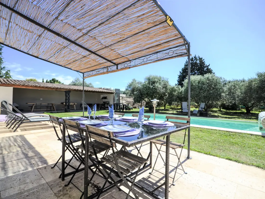Maison de Vacances Pernes les Fontaines