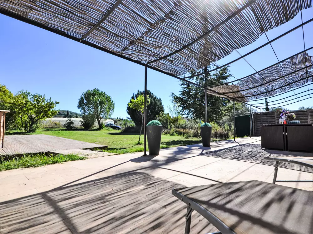 Maison de Vacances Pernes les Fontaines