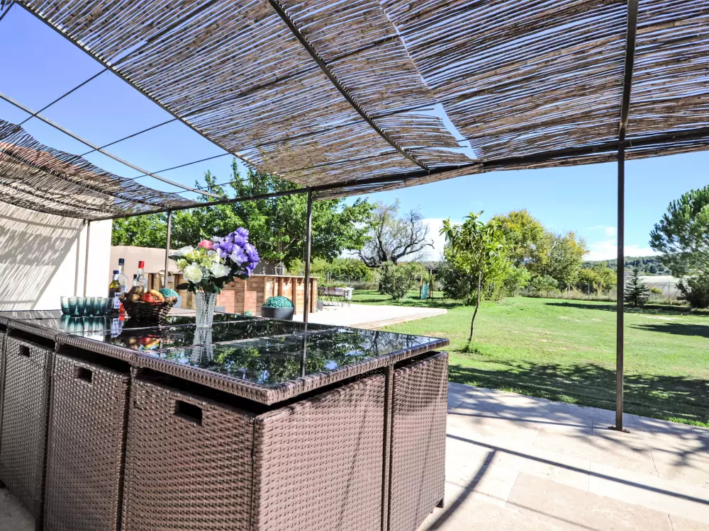 Maison de Vacances Pernes les Fontaines