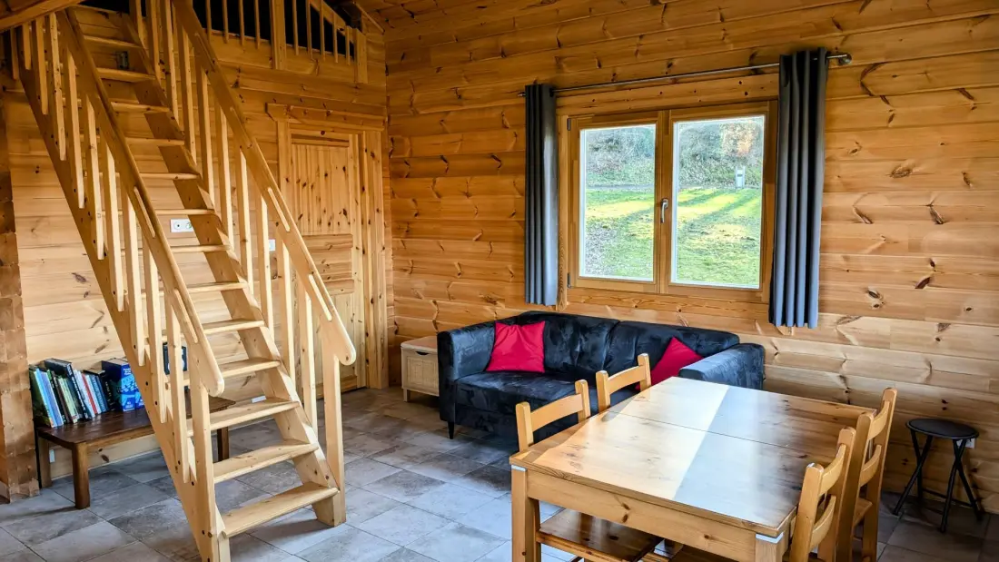 Gîte de France Le chalet de lintignat 2 épis