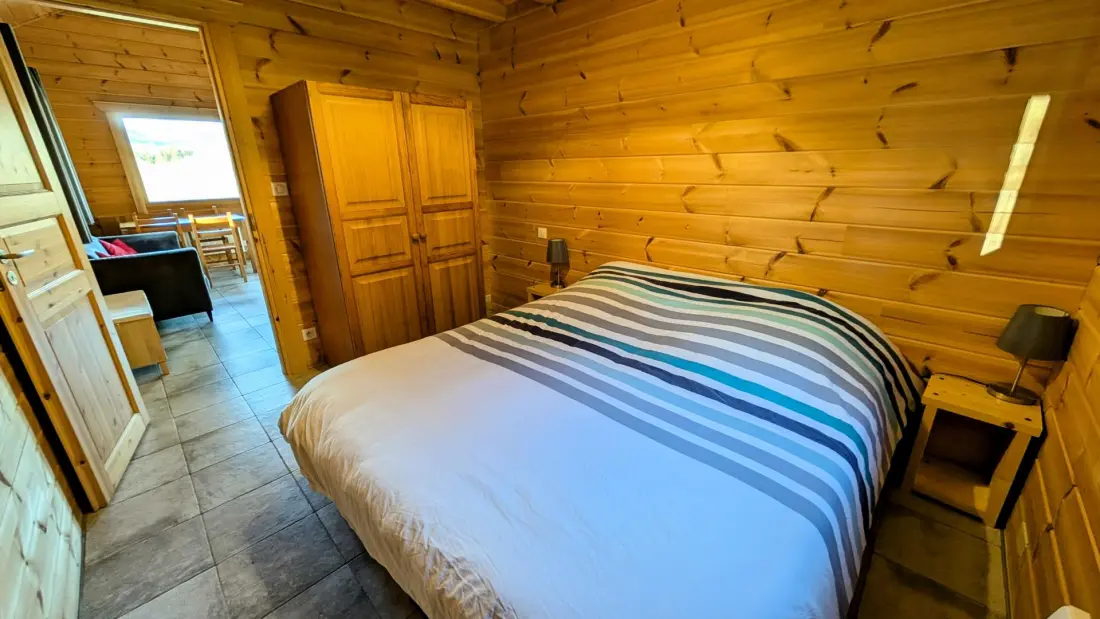 Gîte de France Le chalet de lintignat 2 épis