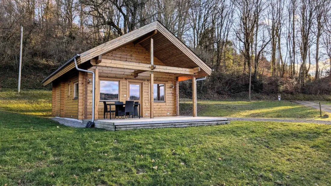 Gîte de France Le chalet de lintignat 2 épis