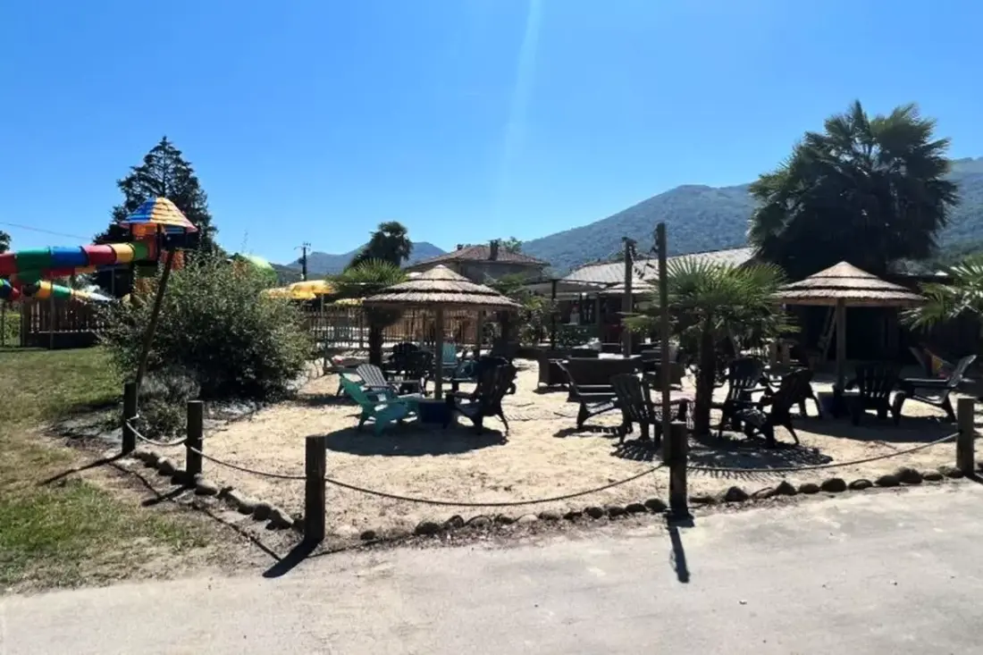 Camping à l'Ombre des Tilleuls4 étoiles★★★★