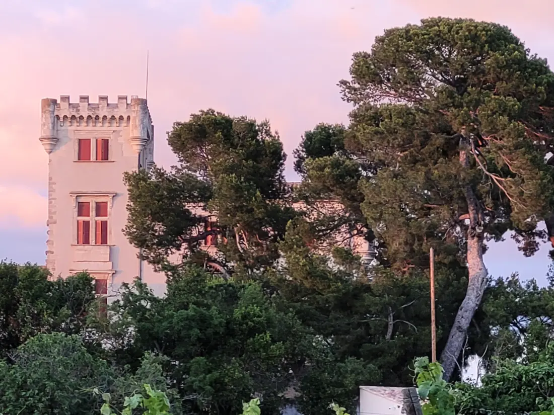 Camping Les Cigales 3 étoiles★★★